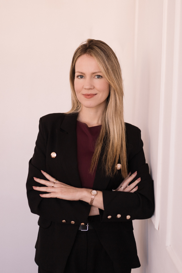 Mariane Moraes, advogada do Farah & Ferrero Advogados